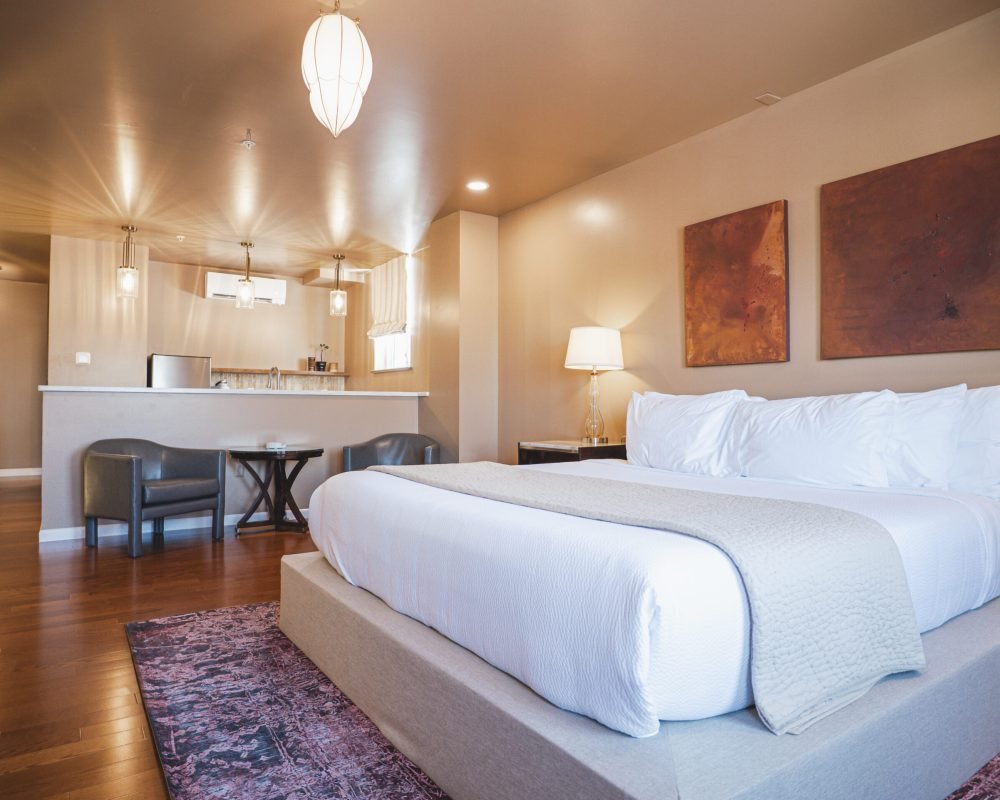 the-abbott-suite-bedroom-and-open-layout-powerhouse-on-broadway