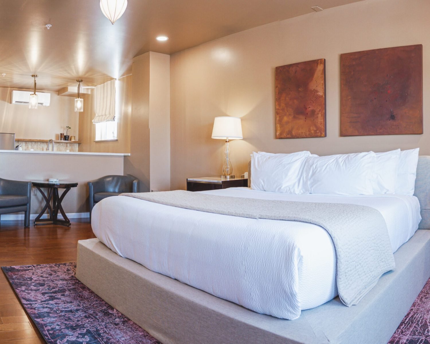 the-abbott-suite-full-room-view-powerhouse-on-broadway